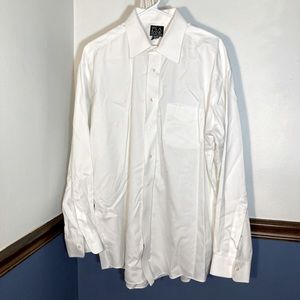 Jos A Bank Traveler’s Collection Dress Shirt
